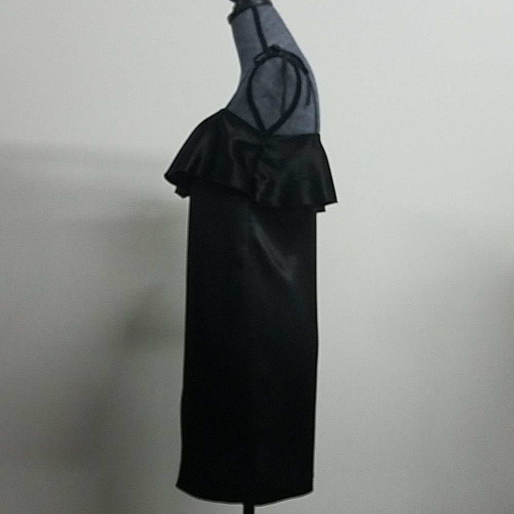 Silky ruffle detail mini dress - Picture 4 of 6